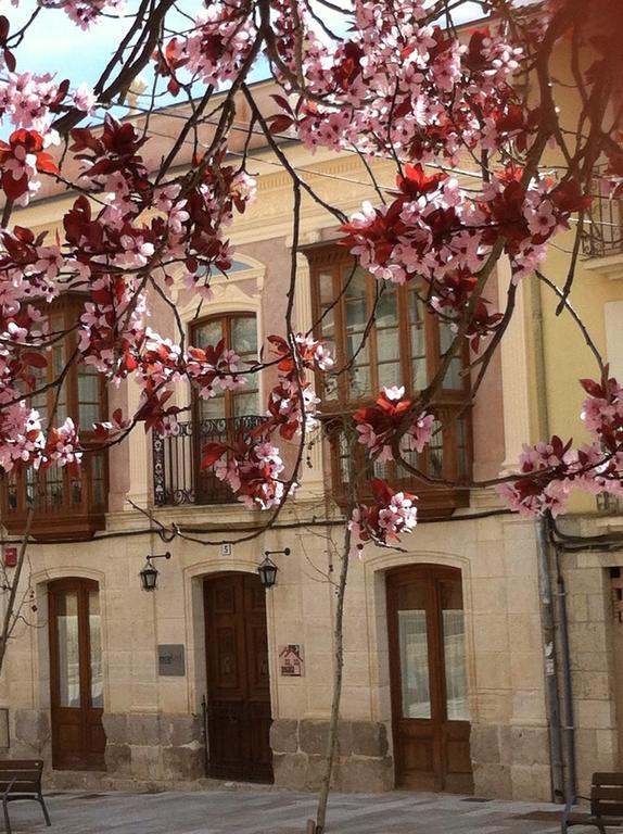 Emebed Posada Castrojeriz Luaran gambar